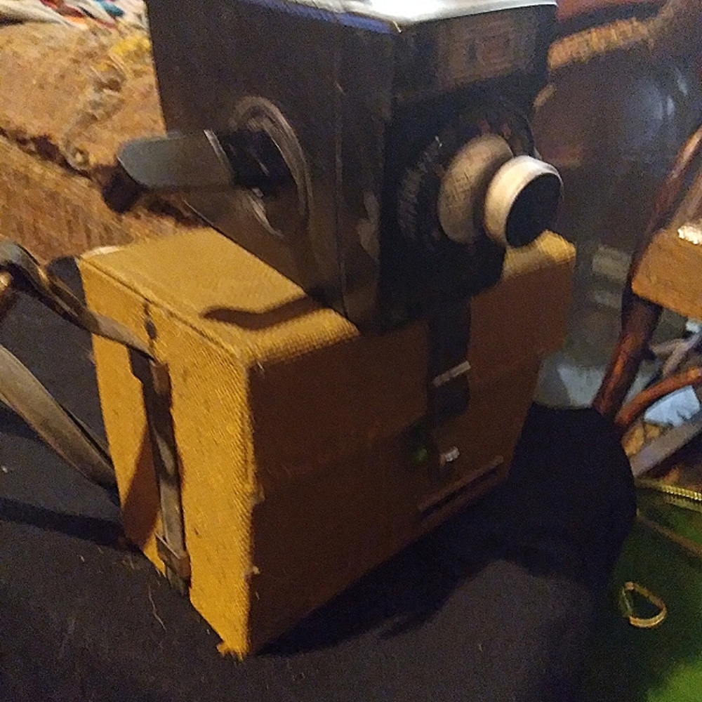 Brownie Fun Saver movie camera